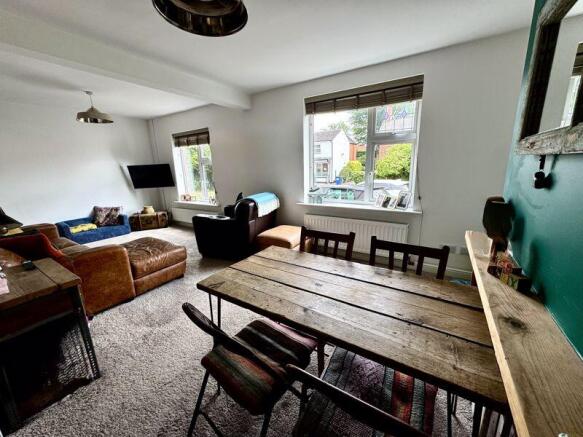 Open Plan Lounge / Dining Room