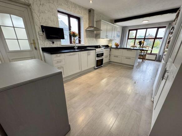 Open Plan Dining Kitchen