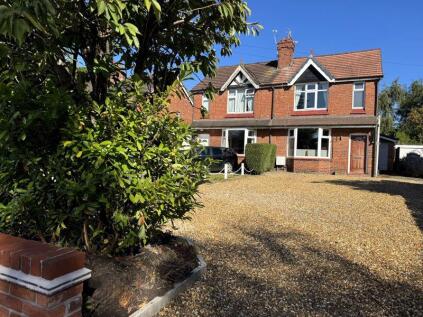 Macclesfield Road, Holmes Chapel