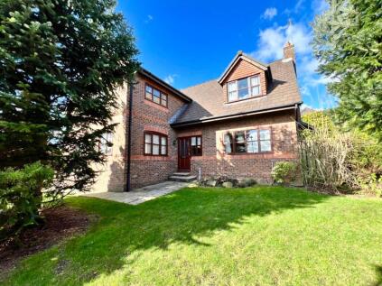 Poynt Chase, Worsley, M28