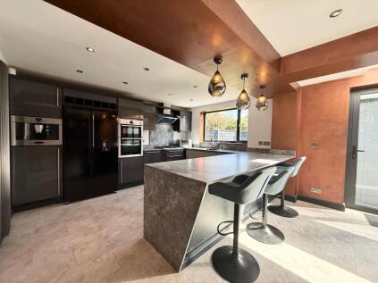 Kent Close, Worsley, M28