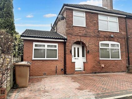 Agecroft Road, Swinton, M27