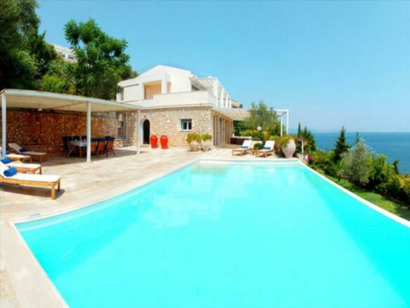 Villa 280 m² in Corfu - 1