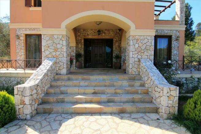 Detached house 320 m² in Corfu - 2