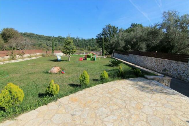 Detached house 320 m² in Corfu - 3