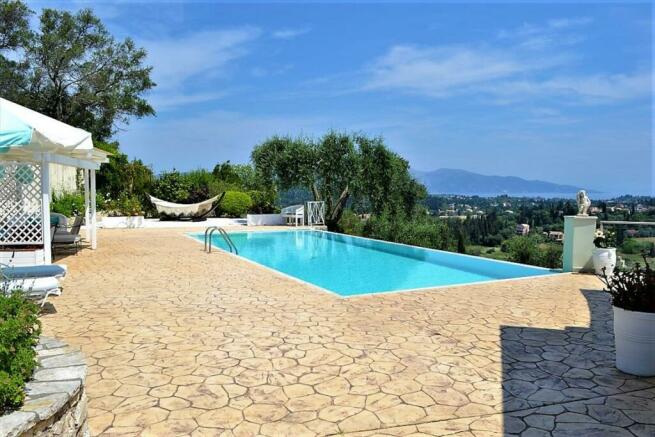 Villa 340 m² in Corfu - 3