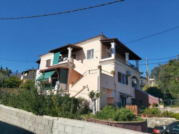 Detached house 345 m² in Corfu - 2