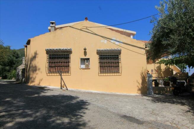 Detached house 148 m² in Corfu - 1