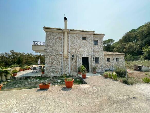 Detached house 200 m² in Corfu - 1