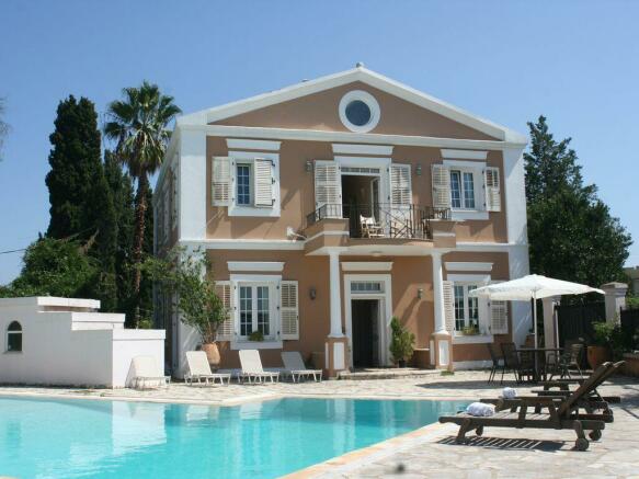 Villa 270 m² in Corfu - 1