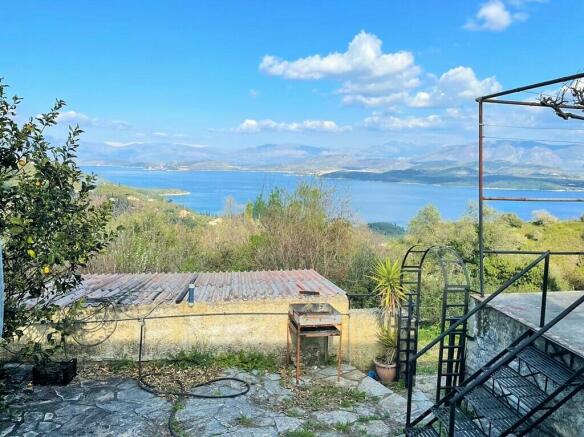 Detached house 90 m² in Corfu - 1