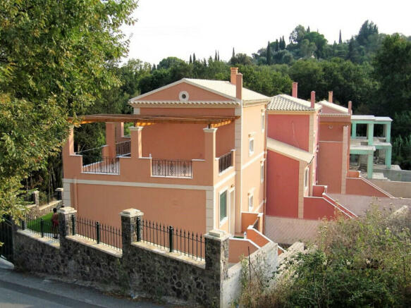 Detached house 440 m² in Corfu - 2