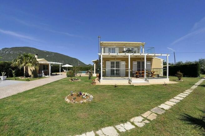 Villa 155 m² in Corfu - 2