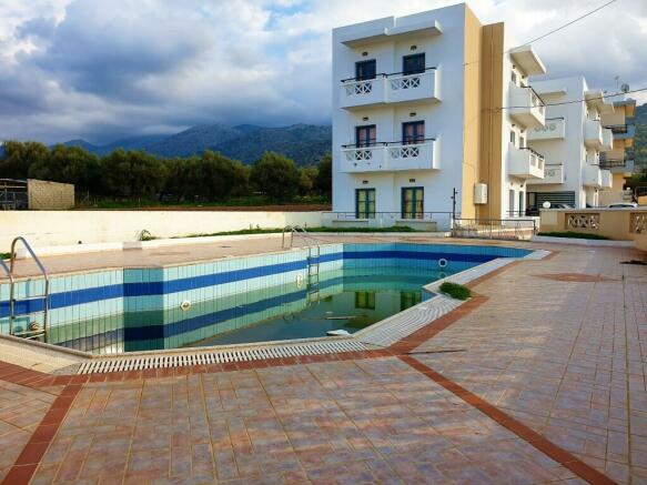 Hotel 600 m² in Crete - 1