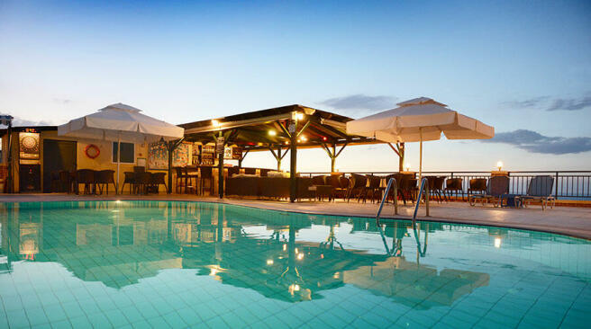 Hotel 1000 m² in Crete - 3