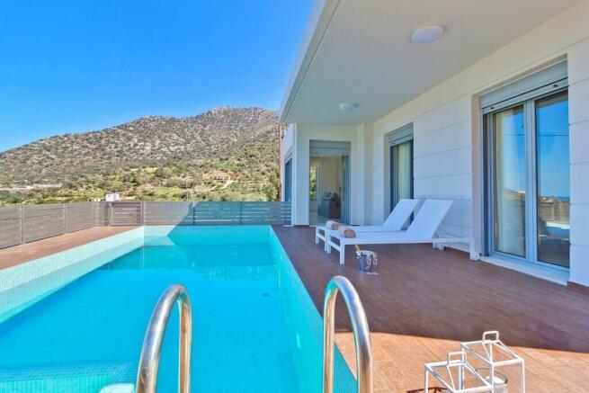 Villa 120 m² in Crete - 1
