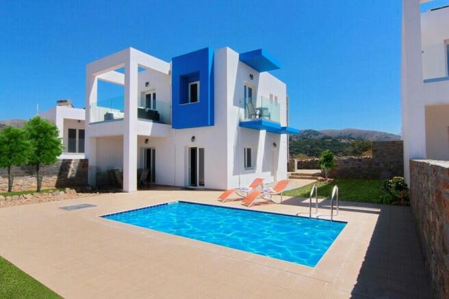 Villa 130 m² in Crete - 1