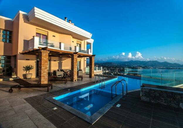 Villa 350 m² in Crete - 1