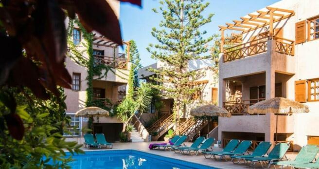 Hotel 2000 m² in Crete - 0