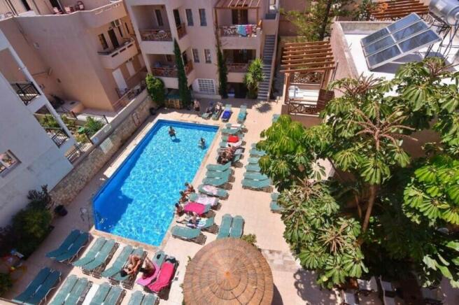 Hotel 2000 m² in Crete - 1