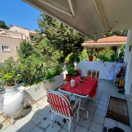 Flat 131 m² in Athens - 1