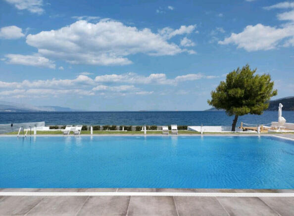 Villa 675 m² in Eastern Peloponnese - 1