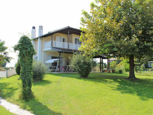 Detached house 250 m² on the Olympic Coast - 1
