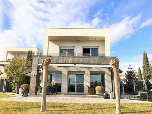 Villa 170 m² in the suburbs of Thessaloniki - 1