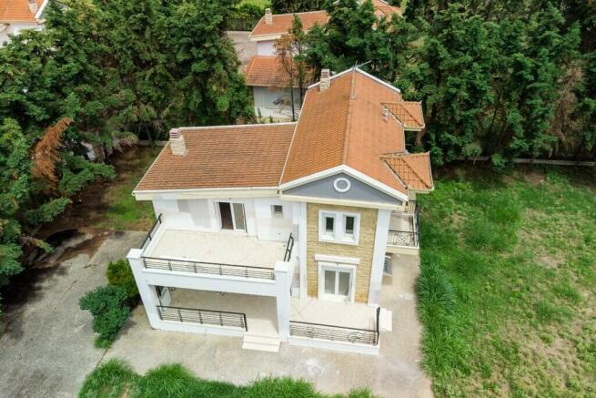 Detached house 270 m² in the suburbs of Thessaloniki - 1