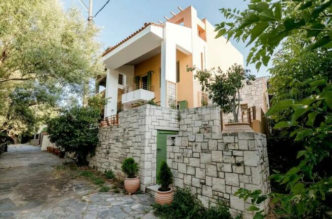 Detached house 182 m² in Crete - 1