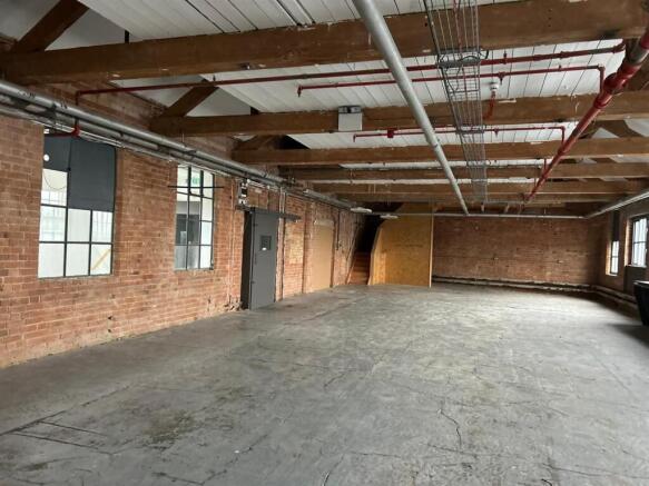 WhatsApp Image 2025-12-10 at 14.04.51 (10).jpeg