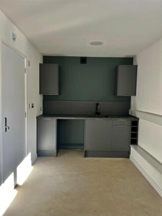 PHOTO-2025-03-04-19-07-37 (3).jpg