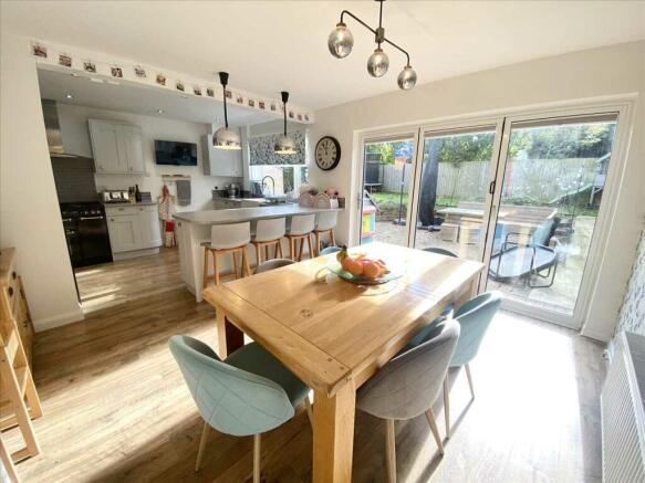 Kitchen Diner
