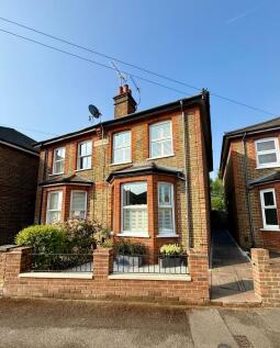 Grove Road, Ashtead, KT21