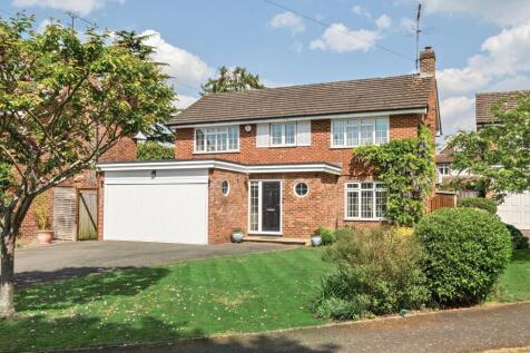 West Farm Drive, Ashtead, KT21