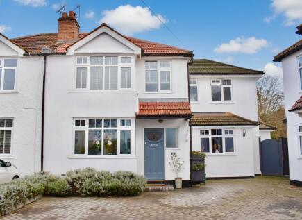 Woodfield Close, Ashtead, KT21