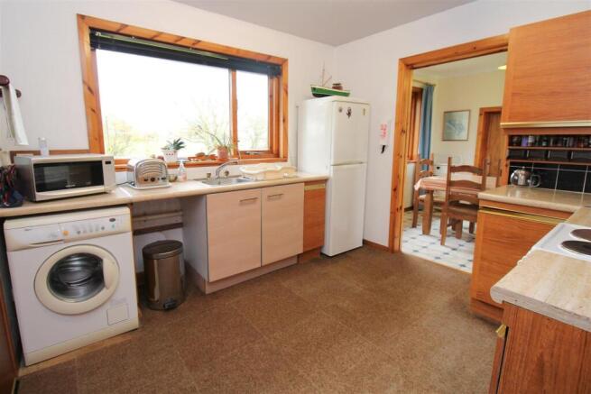 KITCHEN-2.jpg