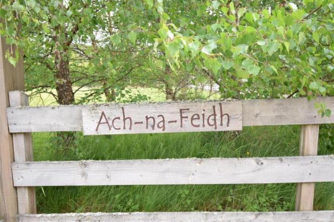SIGN.JPG