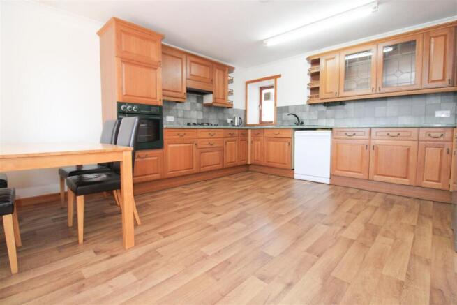 KITCHEN DINER.jpg