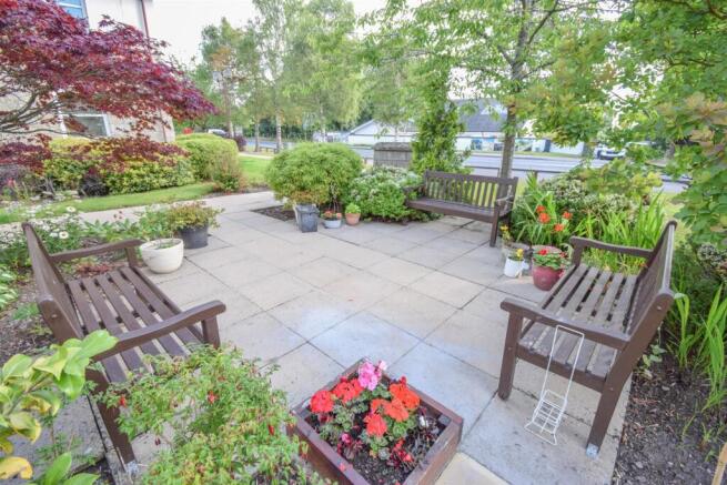 SEATING AREA.jpg