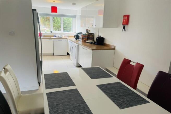 Dining Area/Kitchen