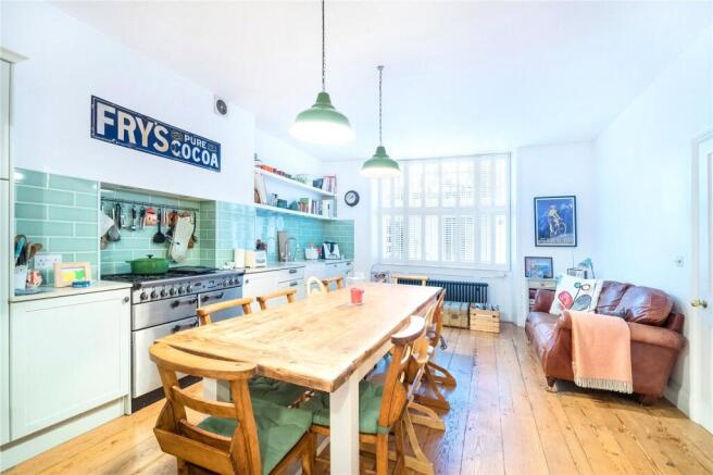 Kitchen 01