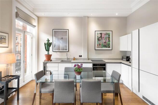 Dining/Kitchen