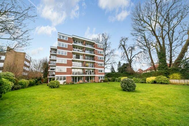 River Reach, Teddington