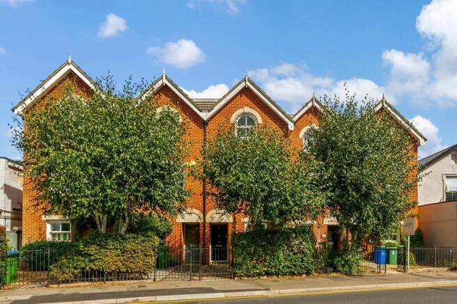 Pemberton Terrace, East Molesey