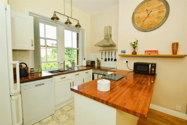 Kitchen/Breakfast Room