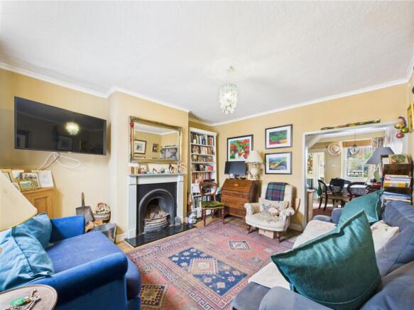 SITTING ROOM