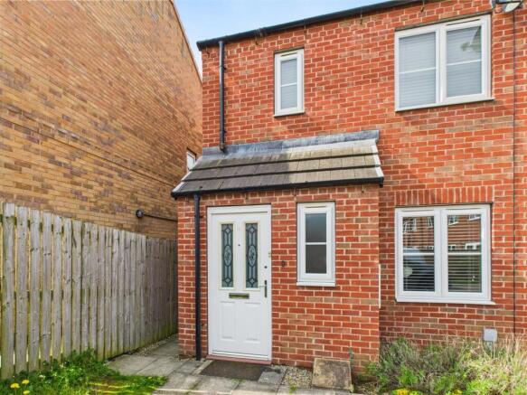 9 CAMELLIA CLOSE