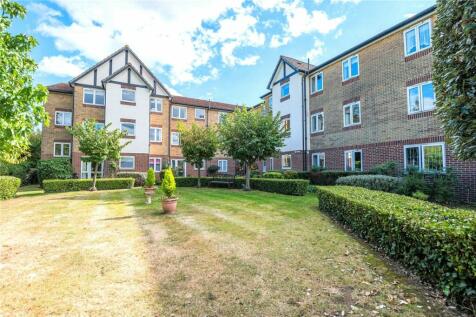 Thorpe Bay - 1 bedroom apartment for sale