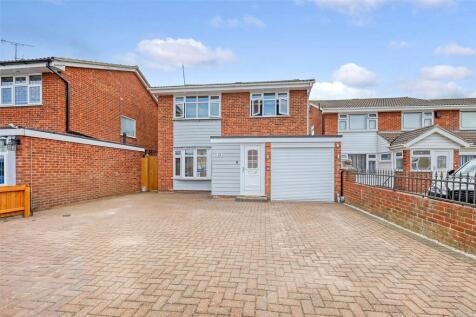Goldsworthy Drive, Great Wakering, Southend-on-Sea, Essex, SS3